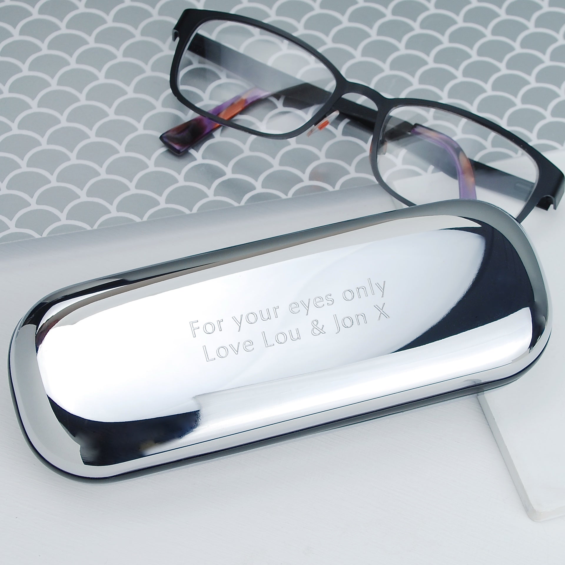 Personalised Chrome Glasses Case – Penelopetom