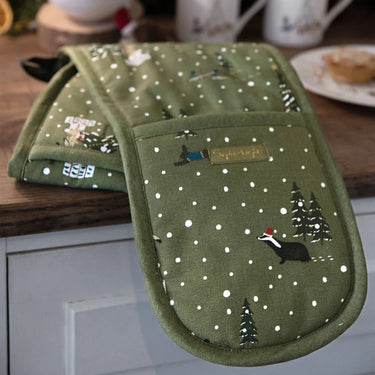 Festive Forest Oven Gloves