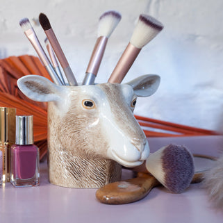 Goat Pen Pot