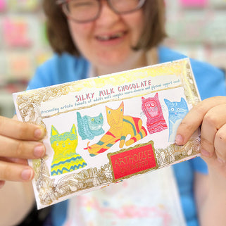 Cats Design Silky Columbian Milk Chocolate