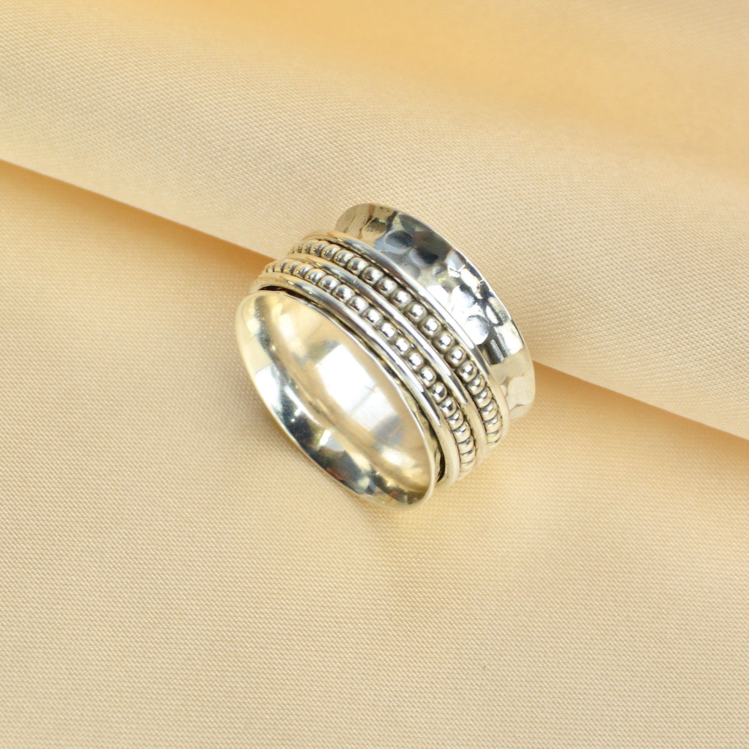 Hammered Sterling Silver Beaded Band Spinner Ring – Penelopetom