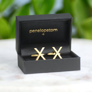 Brass kiss cufflinks in black Penelopetom cufflinks box