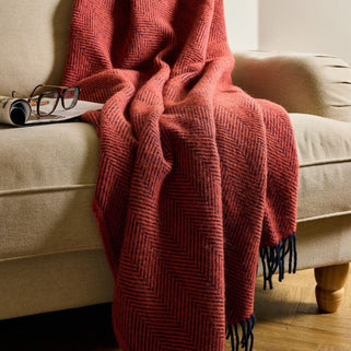 Herringbone Flamingo & Navy Throw 150x183cm