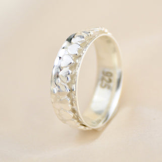 Sterling Silver Hammered Hearts Link Spinning Ring