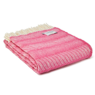 Twist Pink Wool Throw with Cream Tassles