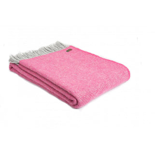Boa Wool Throw Pink